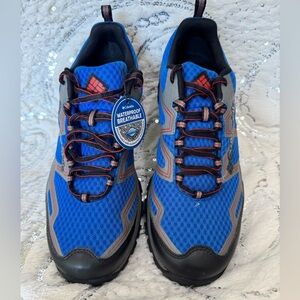 NWOB Columbia Men’s Pine Bluffs Omni-Tech Waterproof Trail Shoes